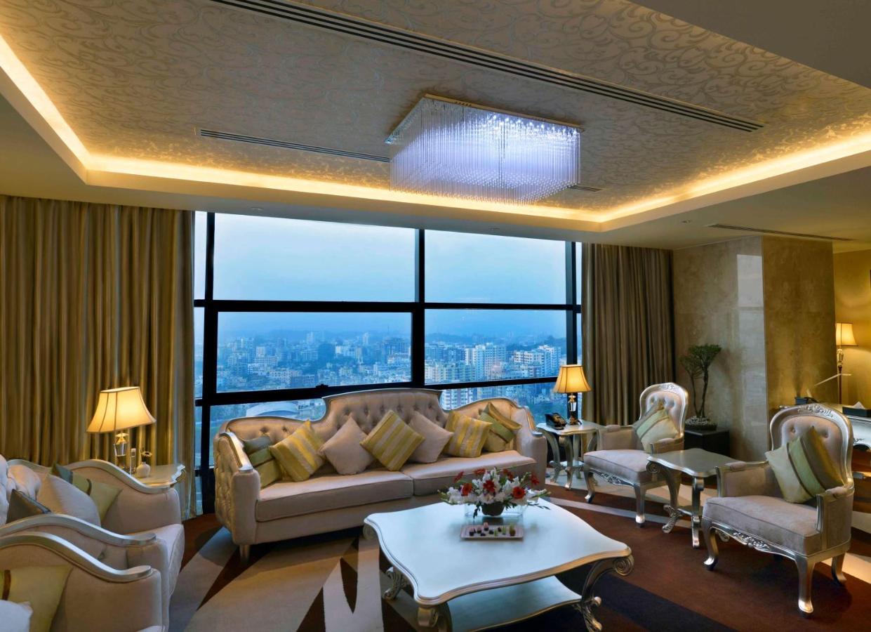 Radisson Blu Chattogram Bay View Chittagong Exterior photo