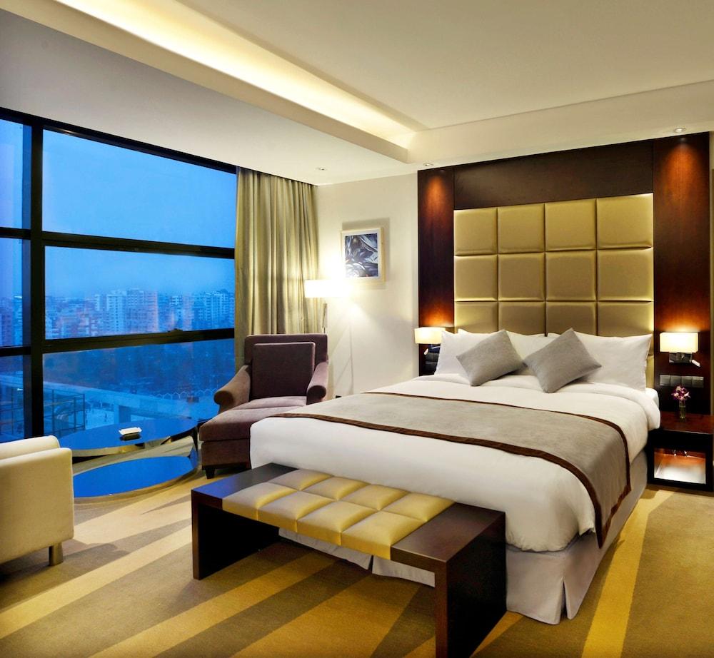 Radisson Blu Chattogram Bay View Chittagong Exterior photo