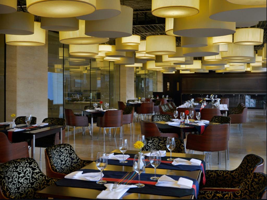 Radisson Blu Chattogram Bay View Chittagong Exterior photo
