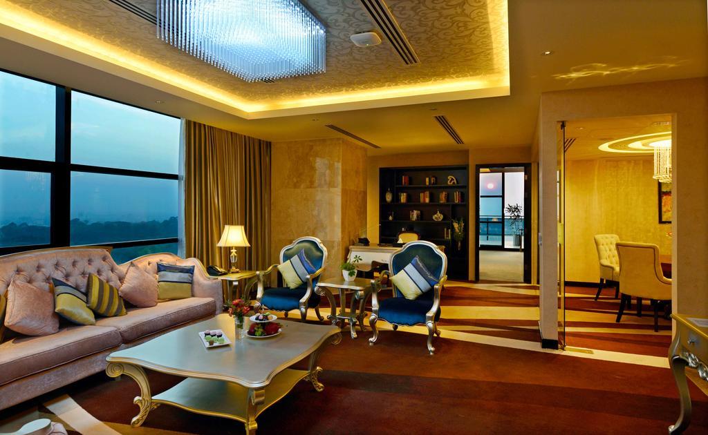 Radisson Blu Chattogram Bay View Chittagong Exterior photo